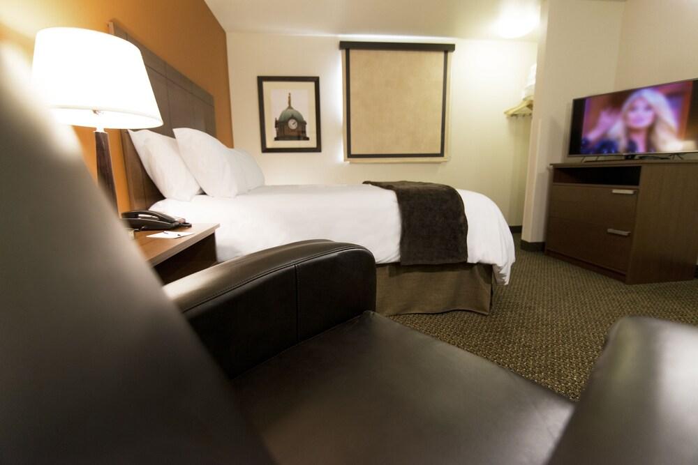 Hotel My Place Hotel-marquette, Mi 3*